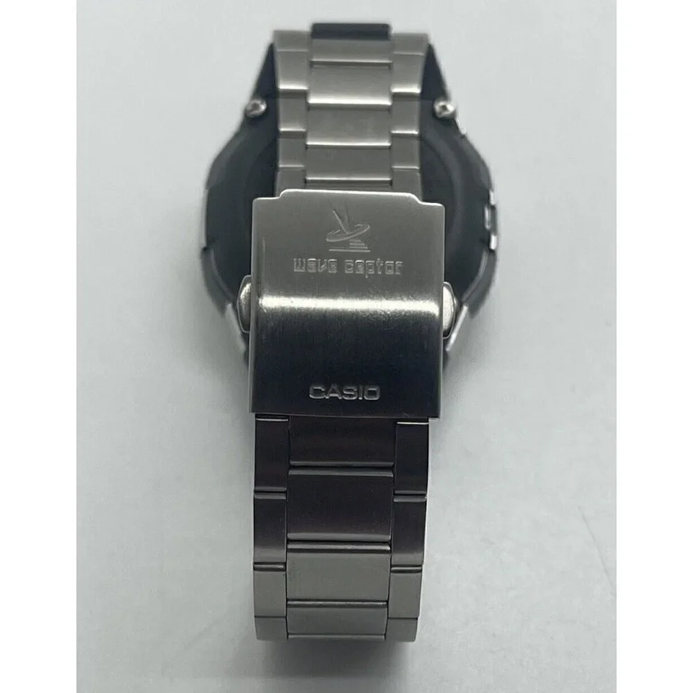 Casio Illuminator Watch Wave Ceptor Silver Digital 25 Time Zones 2583 WV-55H